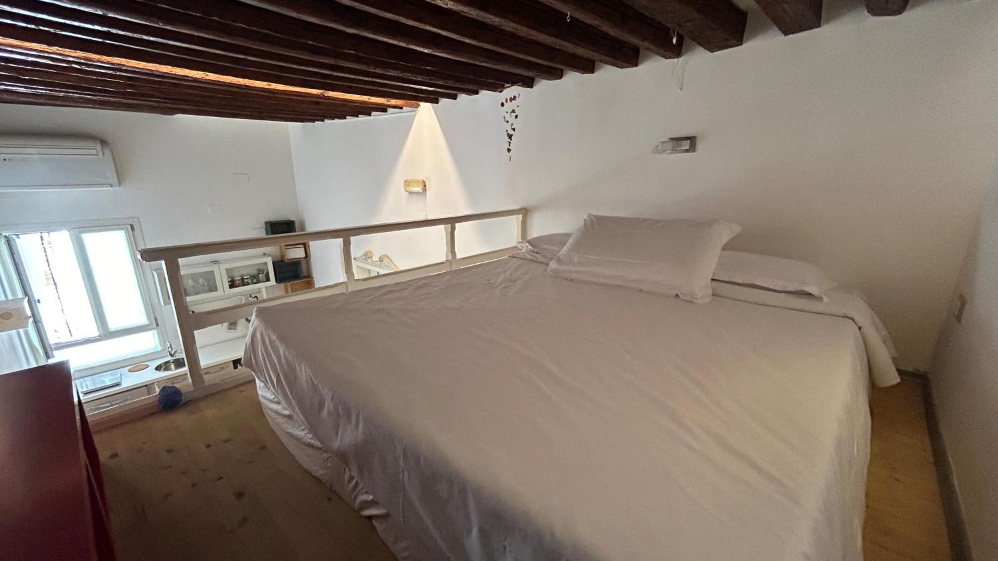 Ca Giardini Apartments In Biennale By Bricola Apartments Venedig Rum bild